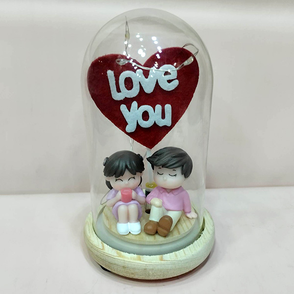 Exclusive Decorative Showpiece